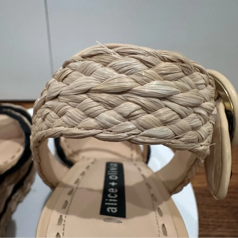 Alice + Olivia Rafia Woven 1” Platform Black Tan Straw Summer Wedge Sandal Size9